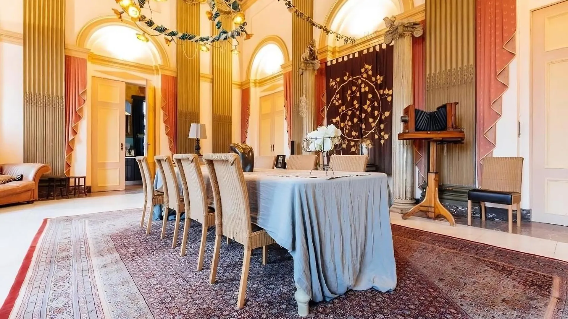 Leyselebeke Castle Bed & Breakfast Bruges 4*,  Belgium