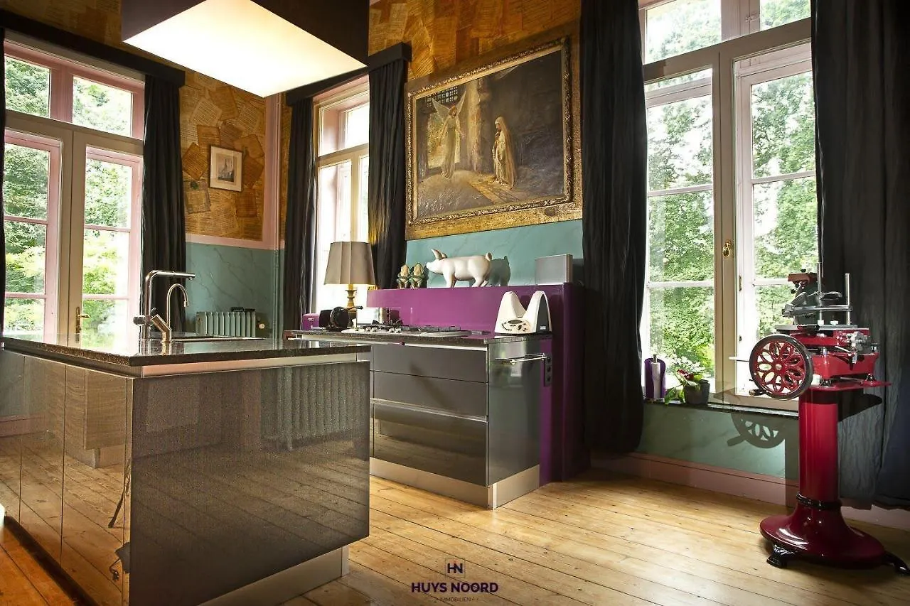 Leyselebeke Castle Bed & Breakfast Bruges
